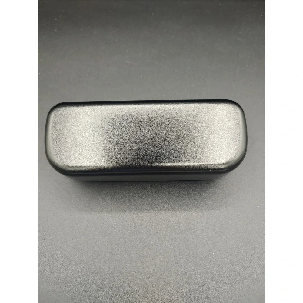 Coach New York Black Hardshell Clamshell‎ Eyeglass Case Embossed Logo Accessory